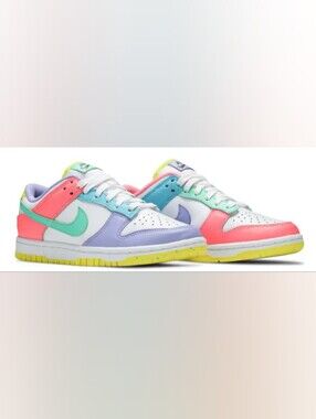 Nike Wmns Dunk Low SE 'Candy' Sneakers Size 7.5 Used Excellent